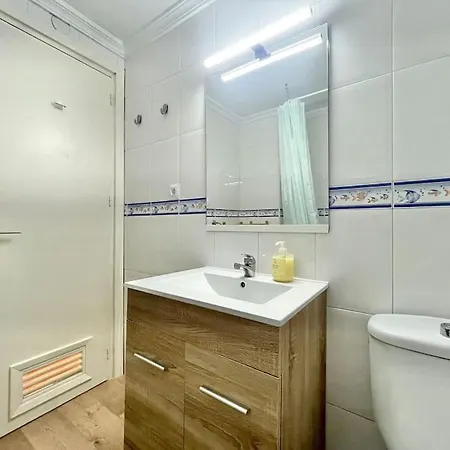 3 Habitaciones, Terraza Y A 200 Metros De La Playa Apartment Malaga