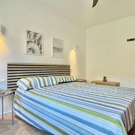 3 Habitaciones, Terraza Y A 200 Metros De La Playa Malaga